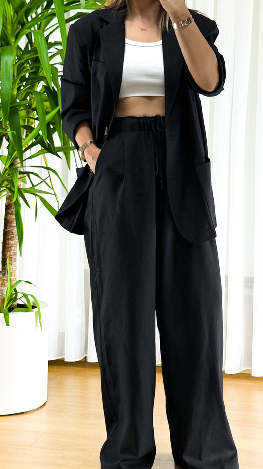 Minimal Şıklık: Siyah Keten Blazer Takım | Zamansız Elegansın Temsilcisi