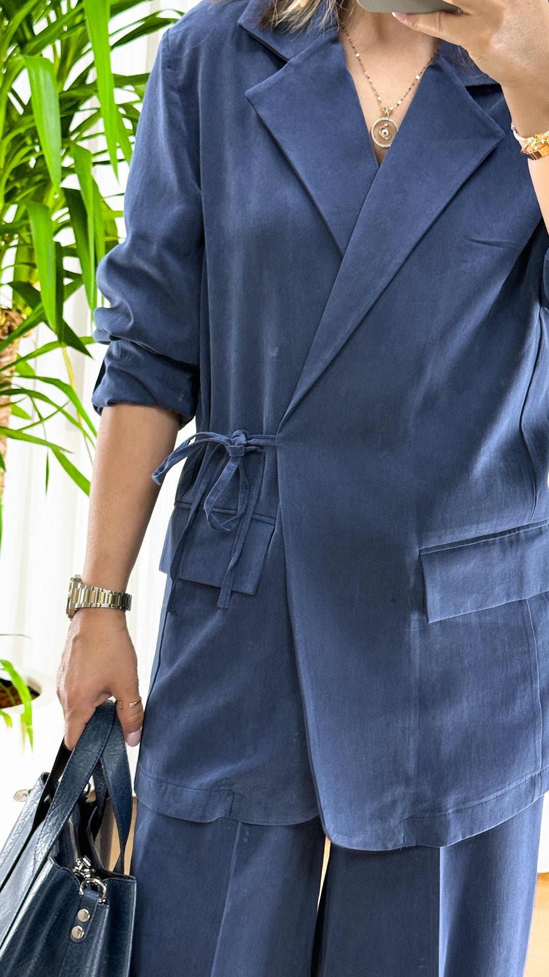 Professional Elegance: Lacivert Beli Bağlamalı Viskon Takım | Modern Ofis Şıklığı