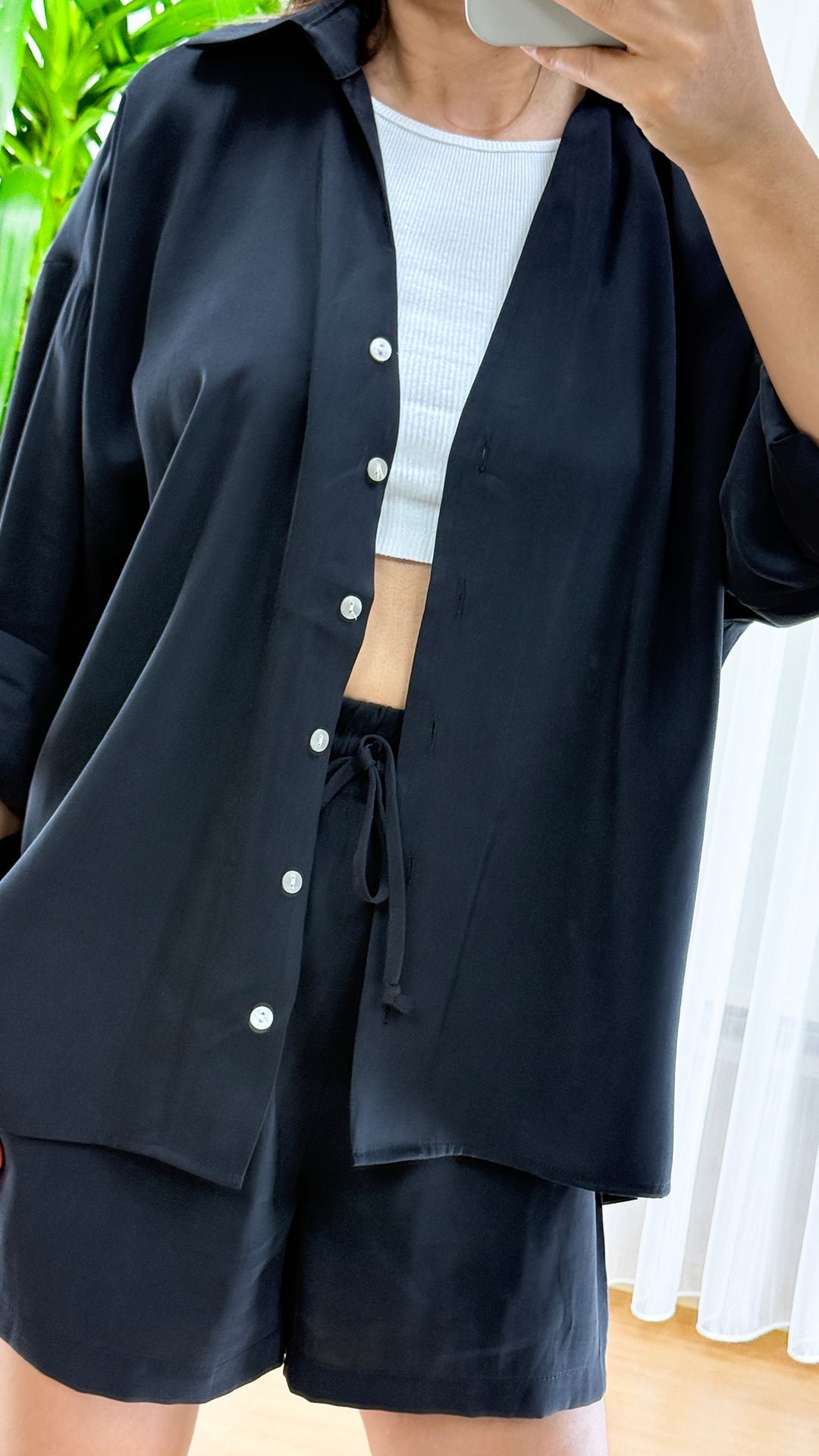 Casual Şıklık: Siyah Şort Takım | Modern Comfort'un Temsilcisi