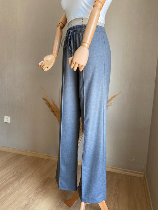 Rahatlık ve Stil Bir Arada | Beli Lastikli Palazzo Gri Pantolon