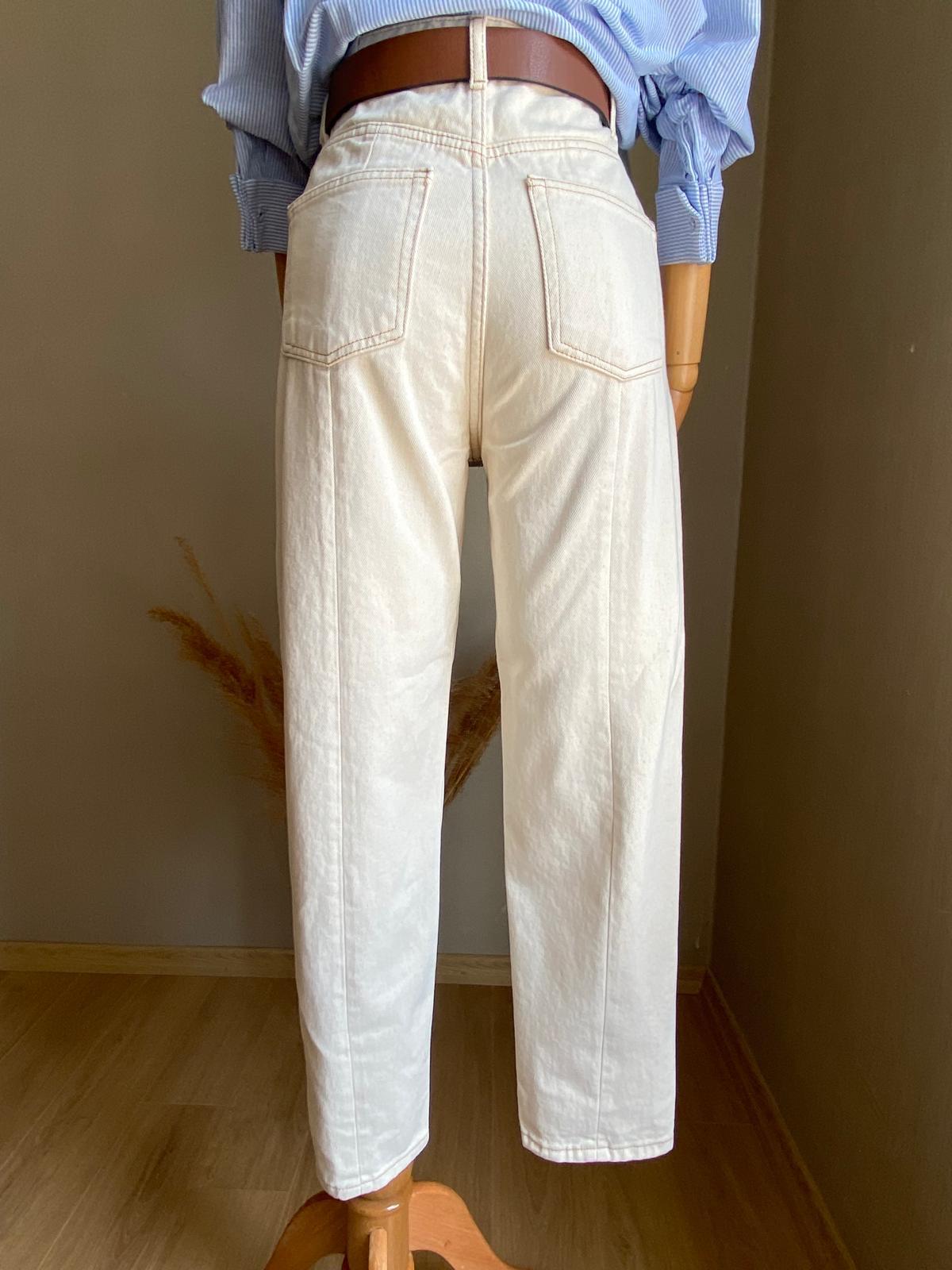 Kusursuz Stil | Çok Yönlü Krem Denim Pantolon
