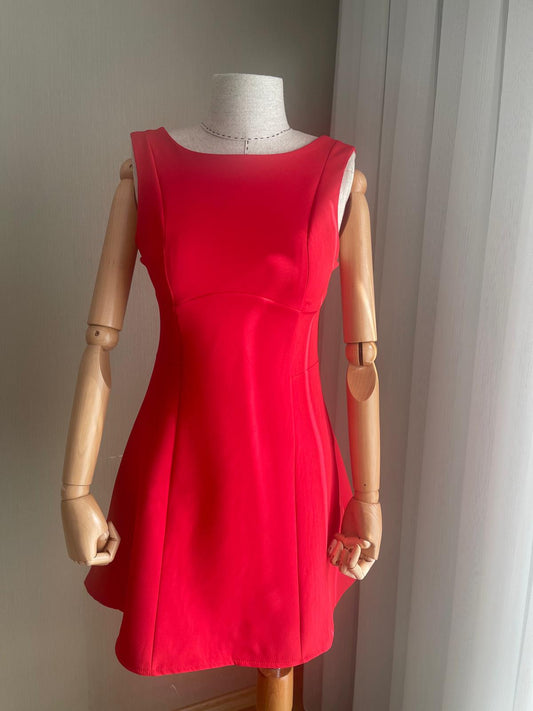 Zarif Kırmızı Mini Elbise | Özel Gün ve Davetler İçin Mükemmel