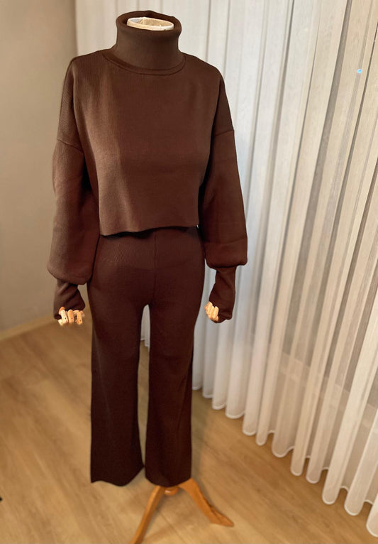 Kahverengi Triko Takım | Premium Konfor & Modern Şıklık
