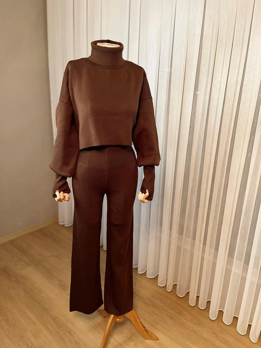 Kahverengi Triko Takım | Premium Konfor & Modern Şıklık