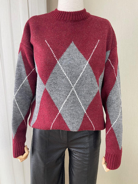 Şıklığın ve Rahatlığın Buluştuğu Kadın Ekose Desenli Triko Kazak