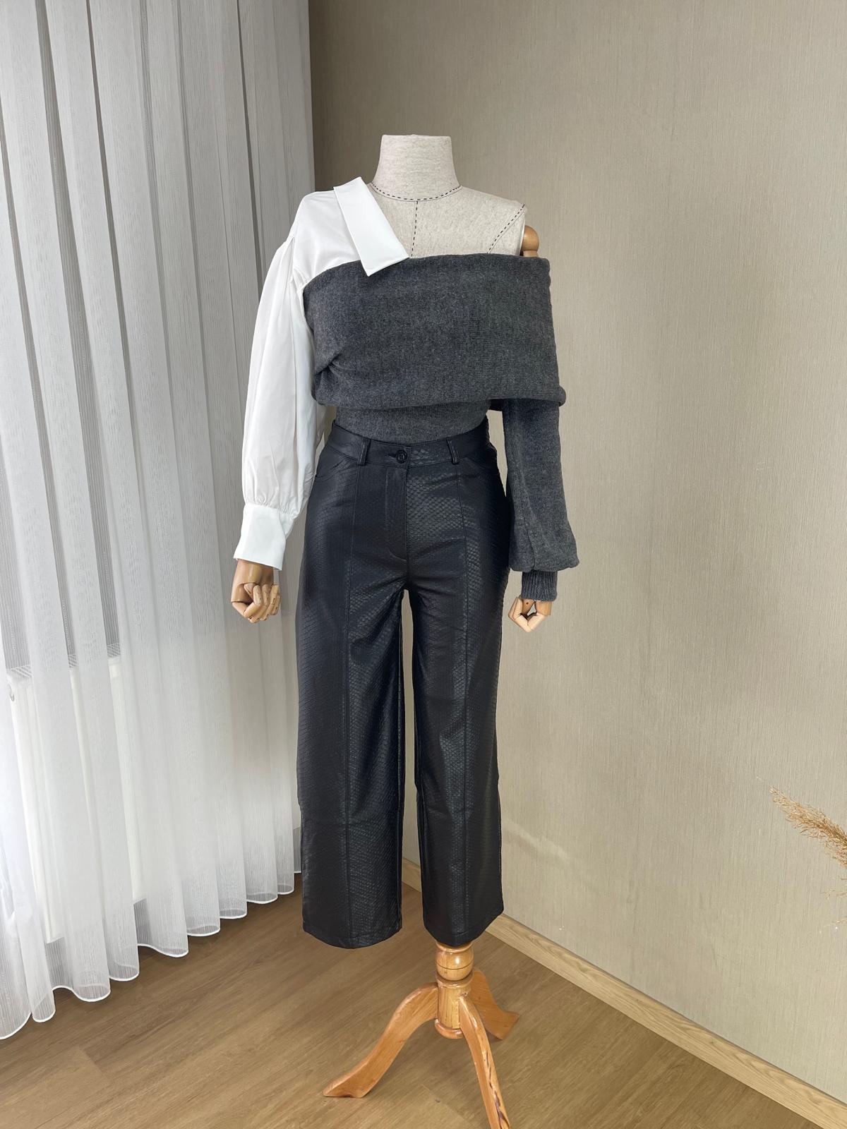 Modern Elegans: Siyah Yılan Dokulu Culotte Pantolon | Sezonun Hit Parçası