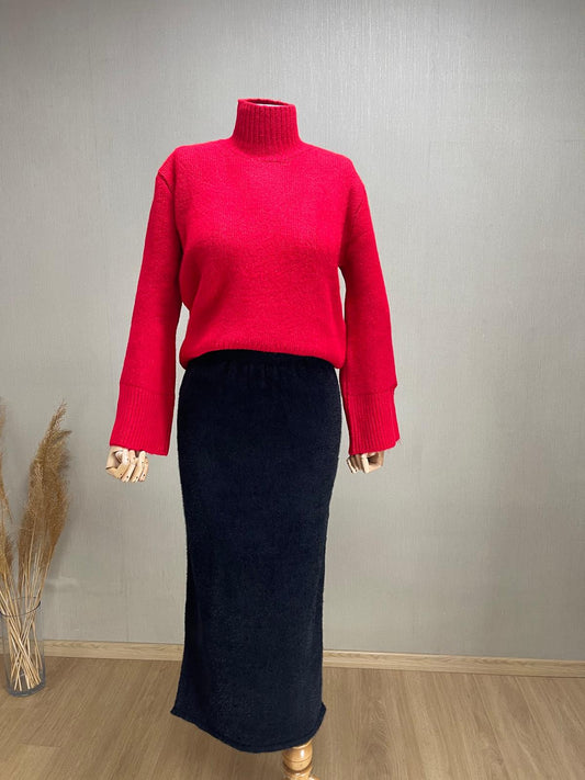 Kış Ruhunu Yansıtan Kırmızı Boğazlı Kazak | Sıcacık ve Şık Tasarım