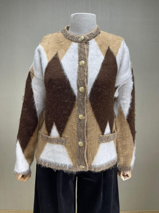 Retro Geometrik Desenli Tüylü Hırka | Vintage Esintili Kış Şıklığı