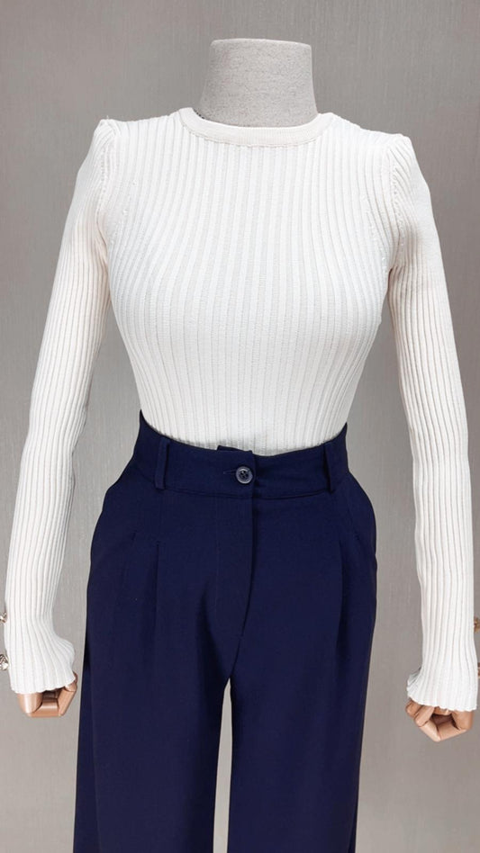 Modern Zarafet: Krem Fitilli Triko | Sezonun Favori Basic