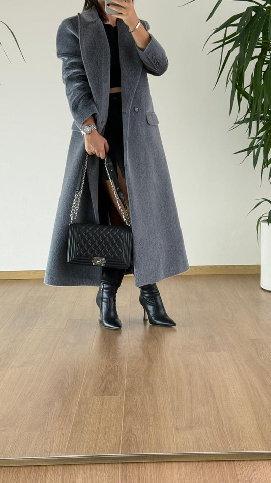 Lüks ve Modern: Gri Tay Tüyü Uzun Kaban | Premium Kış Şıklığı