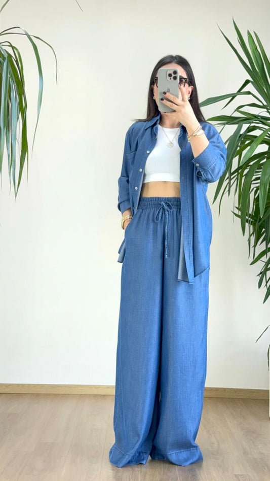 Cool & Zahmetsiz Şıklık: Oversize Denim Gömlek ve Palazzo Pantolon Takım
