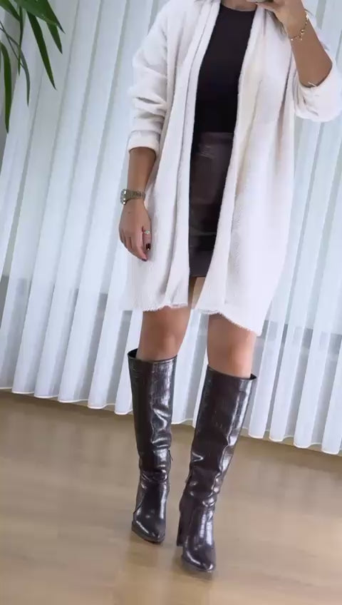 Krem Peluş Hırka - Uzun Sakallı Bayan Triko Ceket