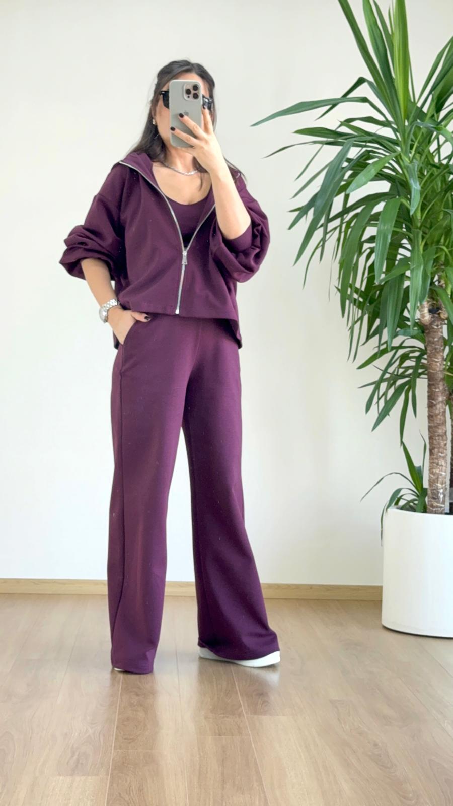 Mürdüm 3’lü Eşofman Takımı ile Şehirli ve Güçlü Stil