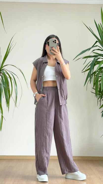 Vizon Oversize Yelek ve Palazzo Pantolon Takım ile Modern Casual Şıklık