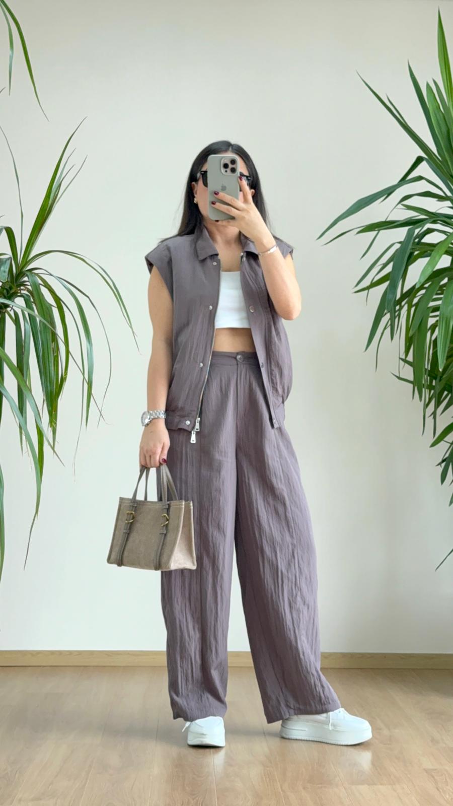 Vizon Oversize Yelek ve Palazzo Pantolon Takım ile Modern Casual Şıklık