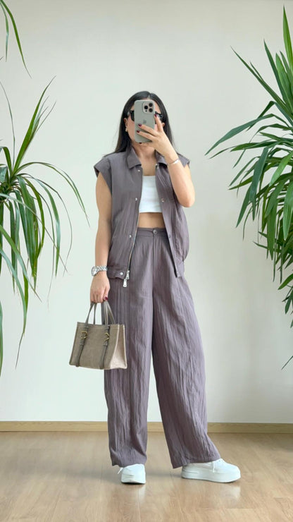 Vizon Oversize Yelek ve Palazzo Pantolon Takım ile Modern Casual Şıklık