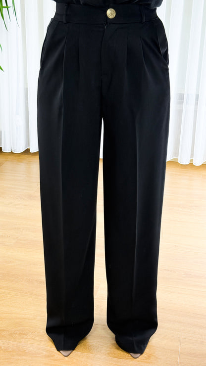 Siyah Pileli Palazzo Pantolon | Ofis Şıklığının Modern Yorumu