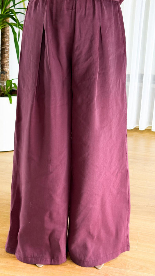 Bordo Kruvaze Bluz Pantolon Takım: Sofistike Şıklığın Yeni Adresi