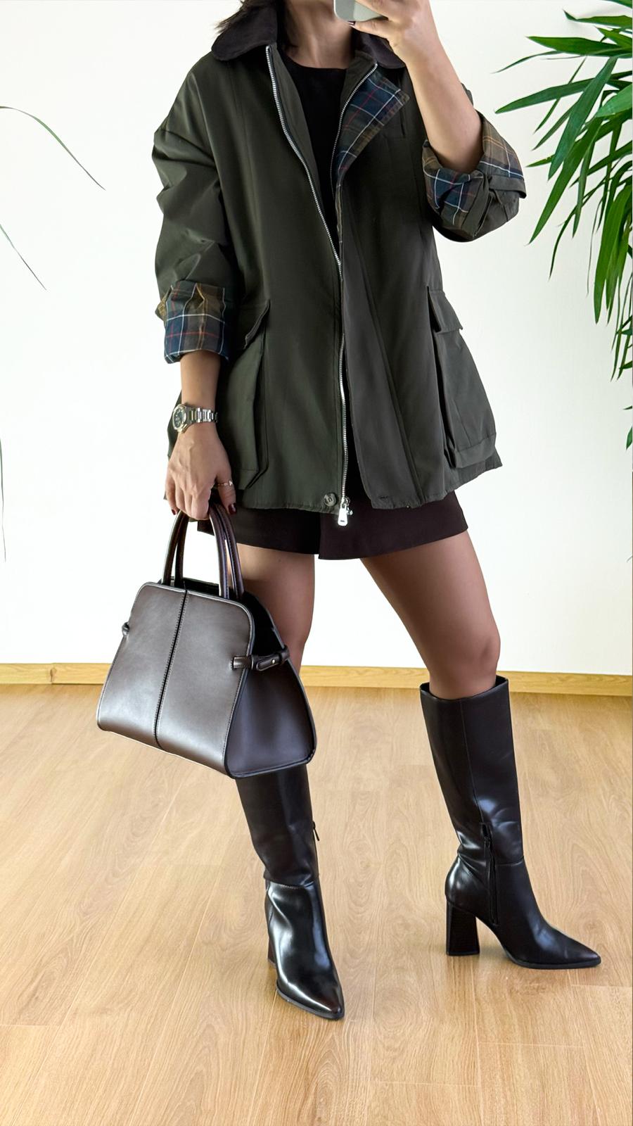 Haki Su Geçirmez Mont - Ekose Astarlı Bayan Yağmurluk