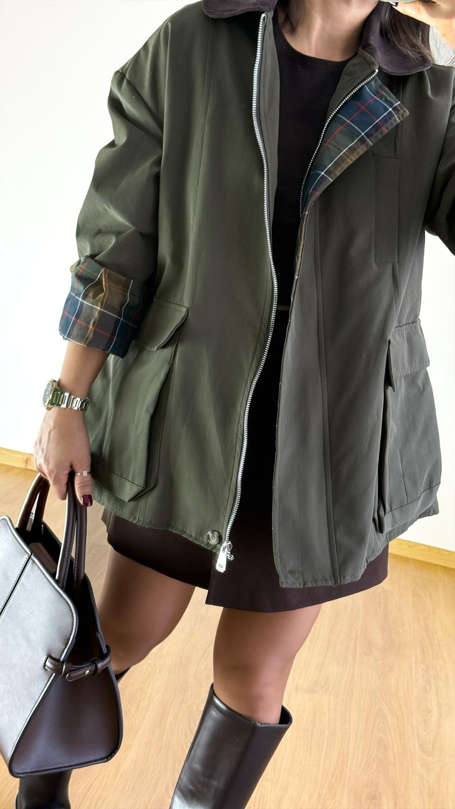 Haki Su Geçirmez Mont - Ekose Astarlı Bayan Yağmurluk