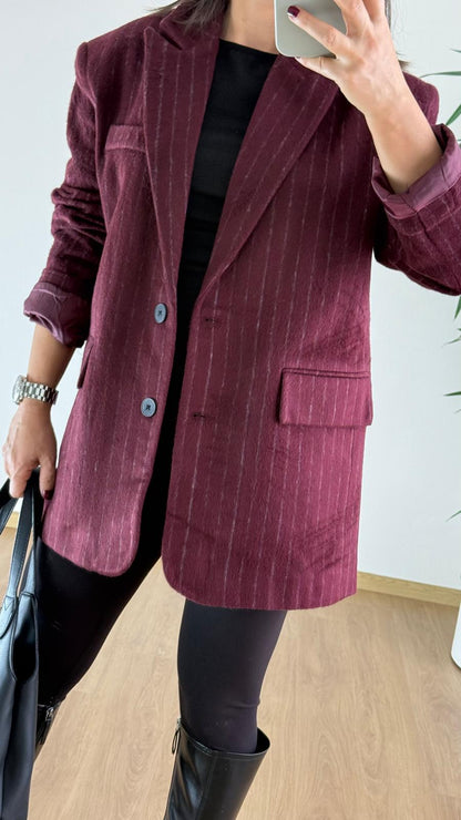 Retro Zarafet: Bordo Çizgili Boyfriend Blazer | Modern Ofis Şıklığı