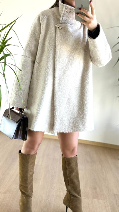 Ekru Kaşe Kaban - Düğmeli Oversize Bayan Peluş Mont