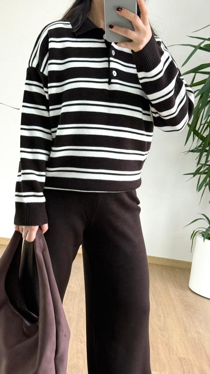 Kahverengi Çizgili Triko Takım - Polo Yaka Kazak Set