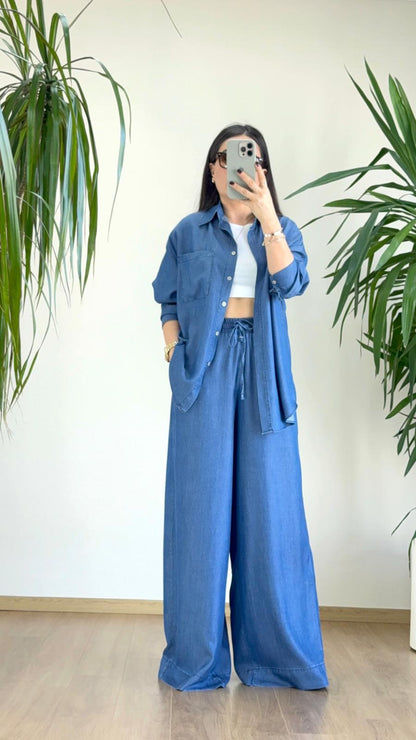Cool & Zahmetsiz Şıklık: Oversize Denim Gömlek ve Palazzo Pantolon Takım