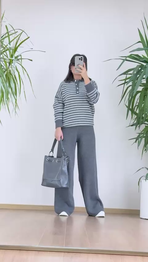 Gri Çizgili Triko Takım - Polo Yaka Kazak Pantolon Set